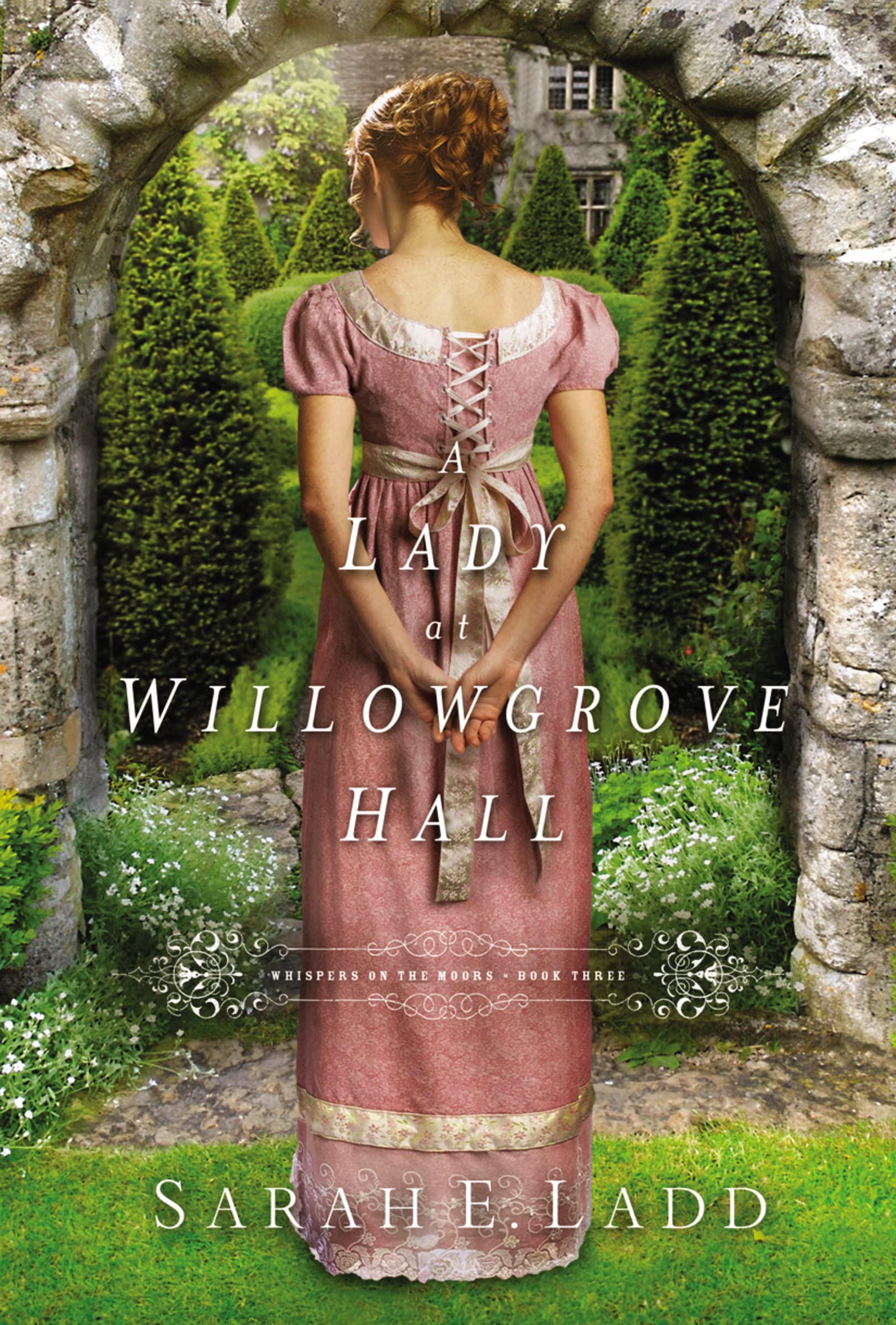 A Lady at Willowgrove Hall (Whispers On The Moors),Used