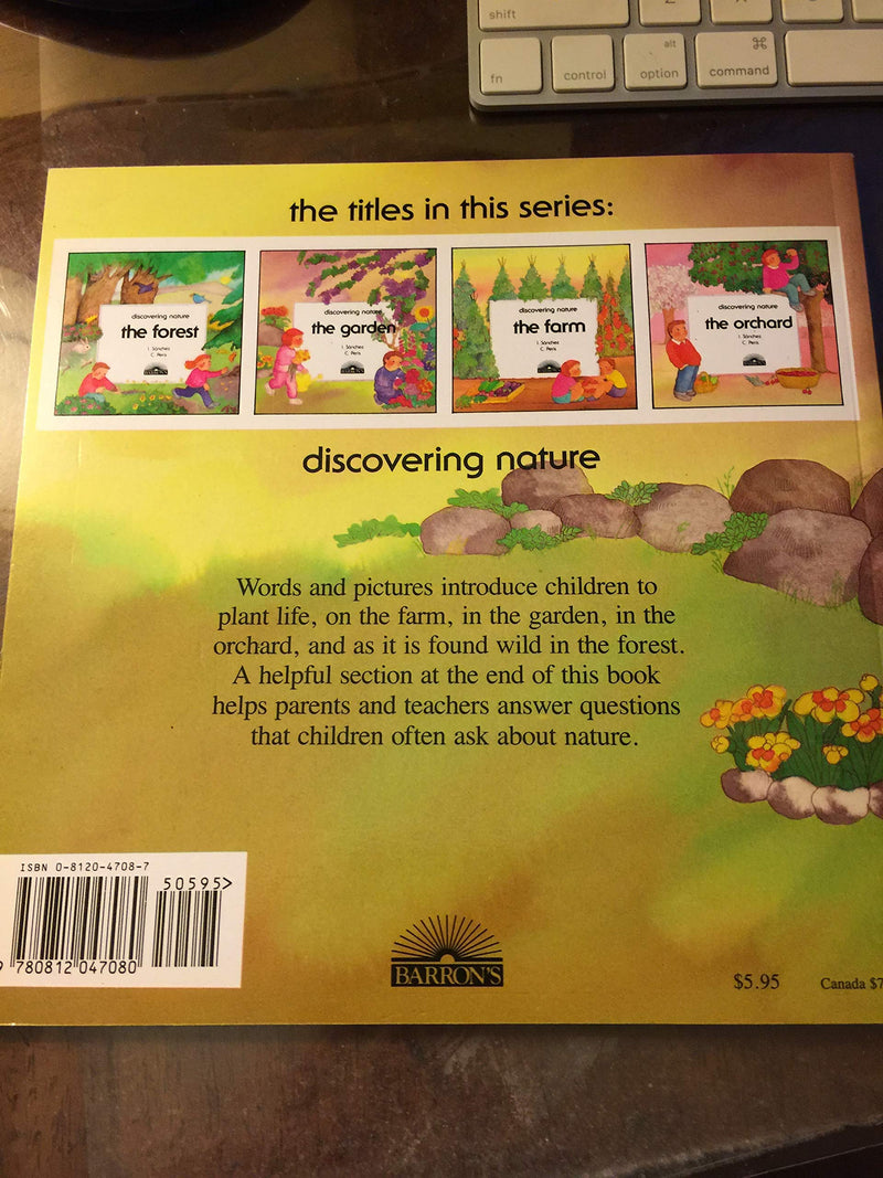 The Garden (Discovering Nature Series),Used