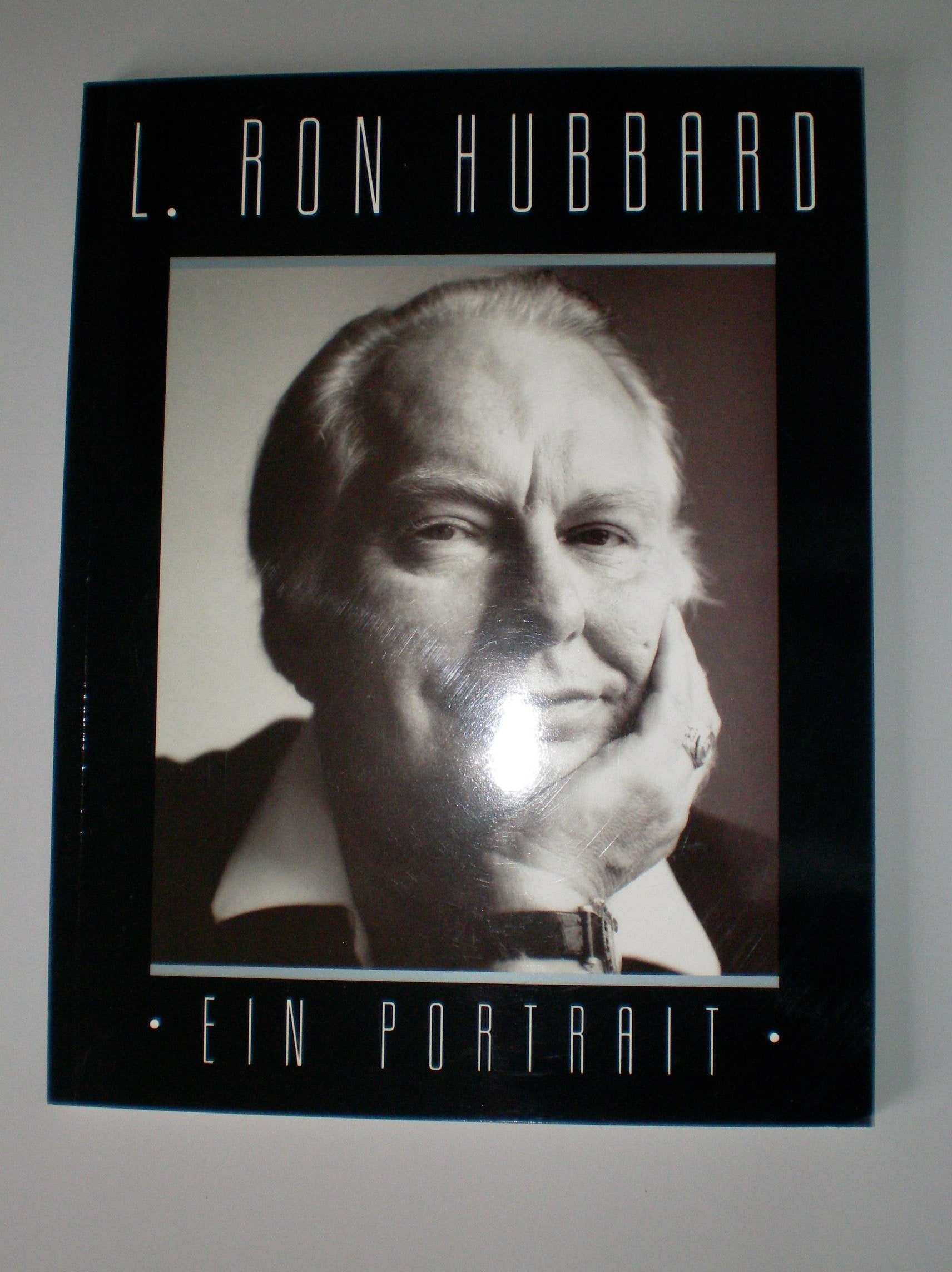 L. Ron Hubbard, the humanitarian: Education (RON series),Used