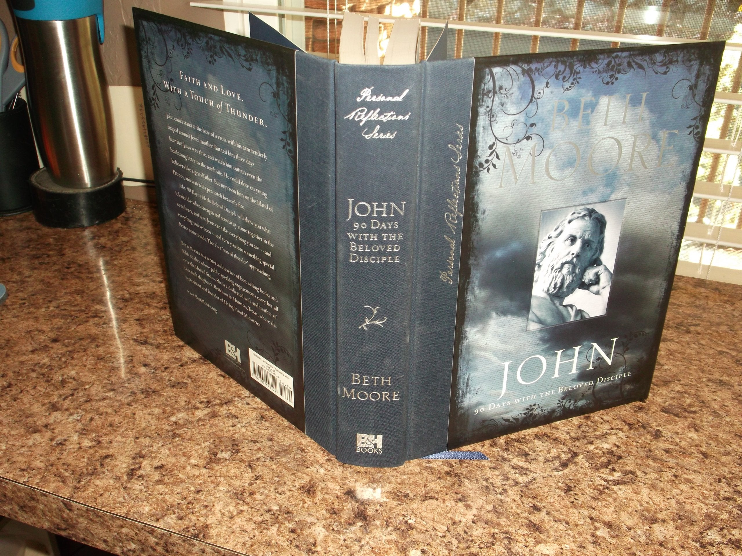 John: 90 Days with the Beloved Disciple (Personal Reflections),New