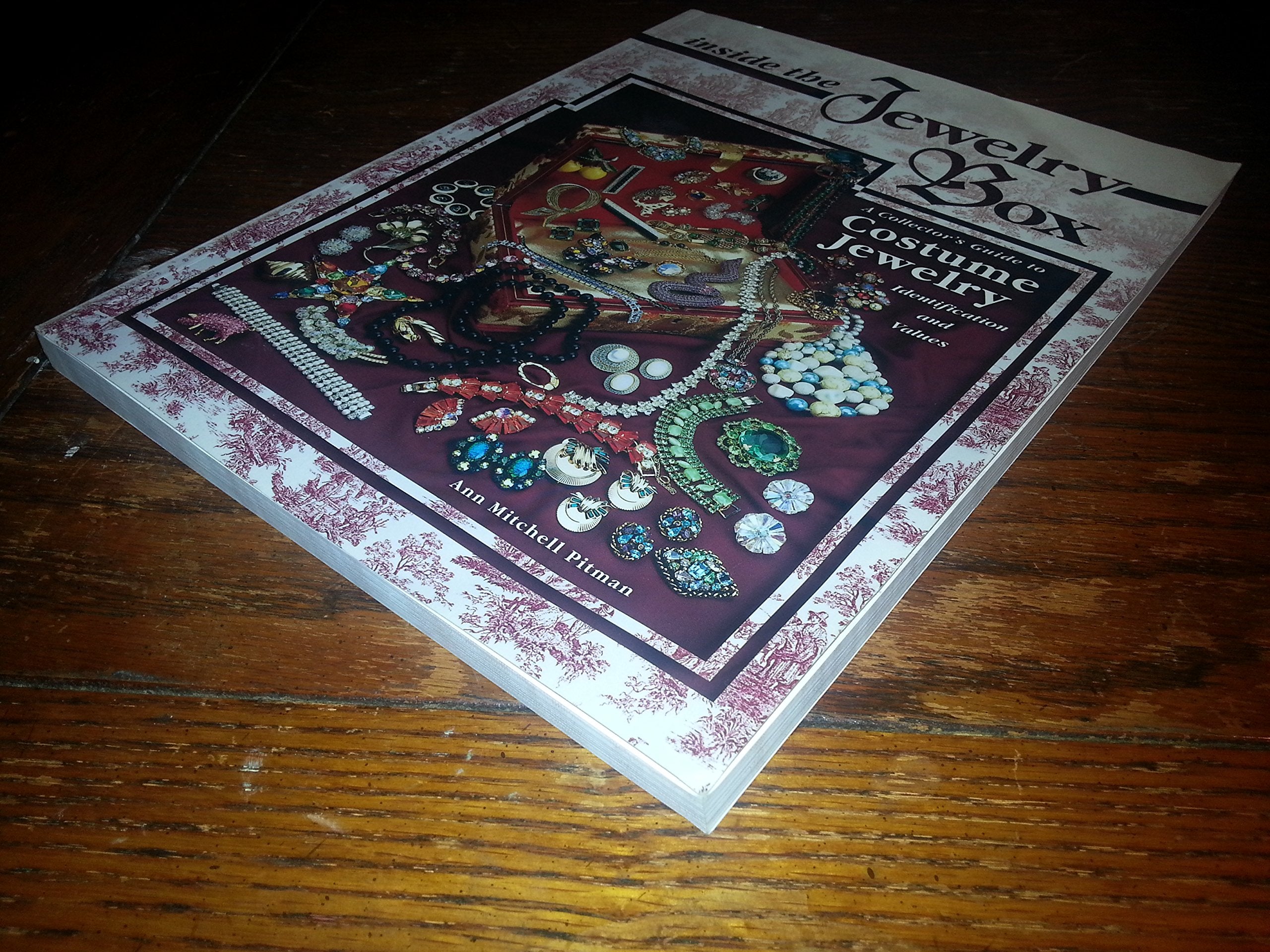Inside the Jewelry Box: A Collector's Guide To Costume Jewelry, Identification And Values,Used
