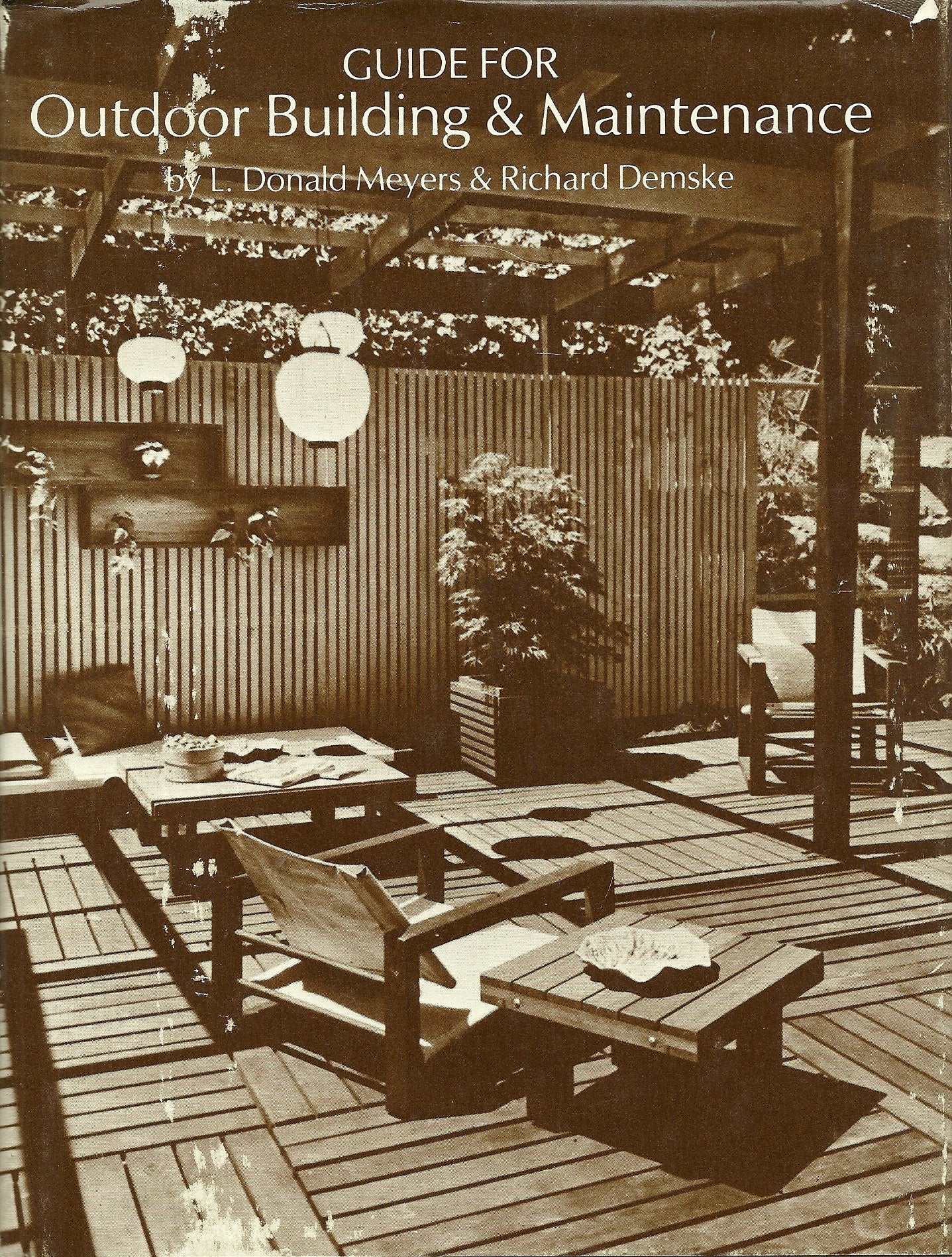 Guide for Outdoor Building and Maintenance,Used