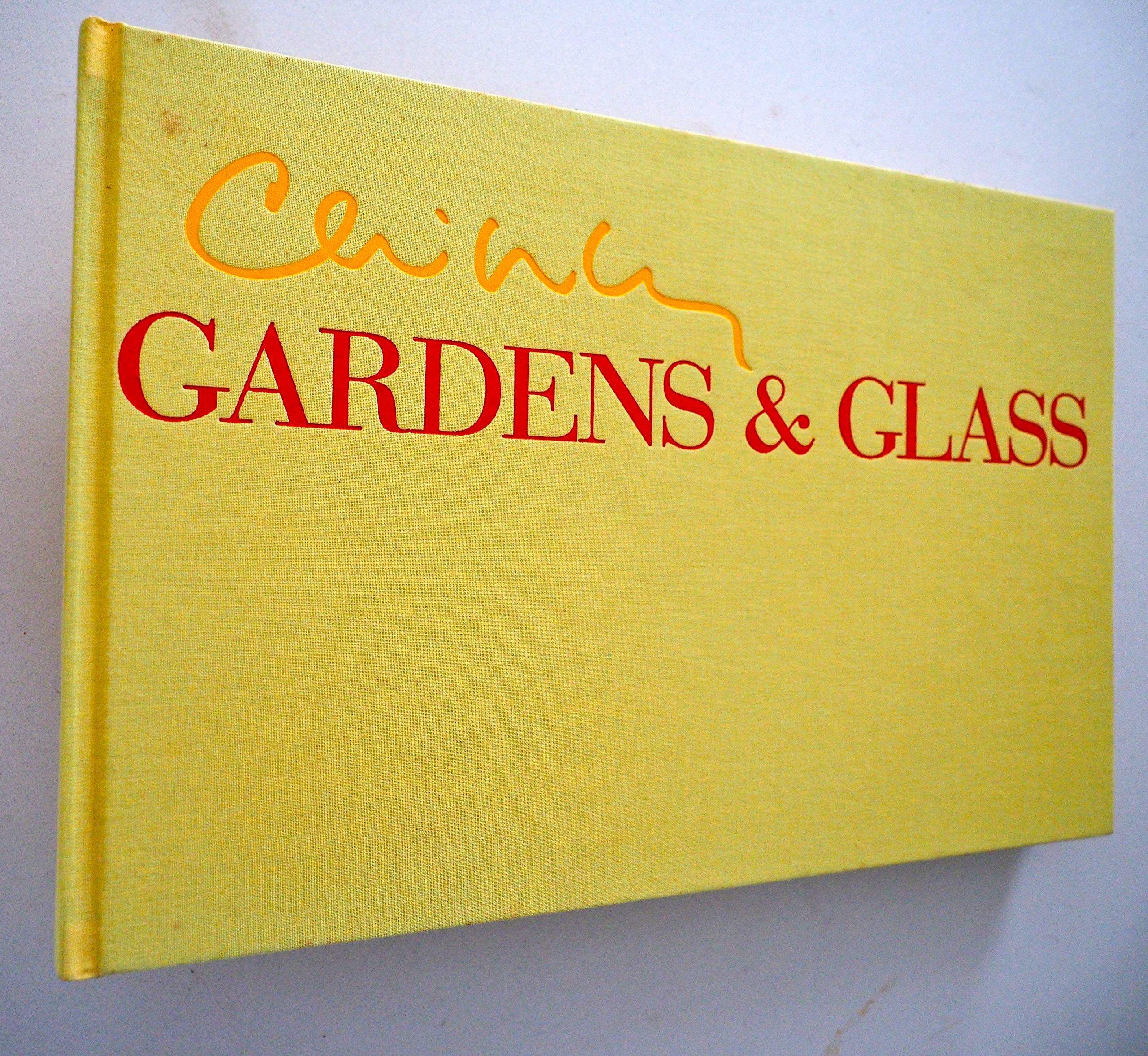Chihuly Gardens & Glass,Used