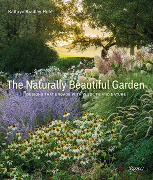 The Naturally Beautiful Garden: Designs That Engage With Wildlife And Nature,Used