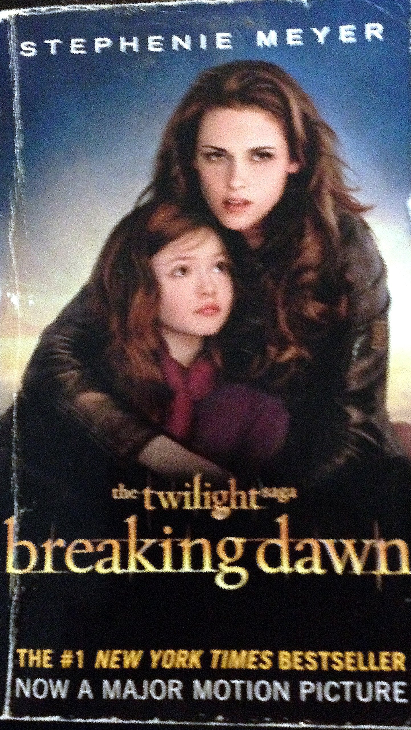 Breaking Dawn (The Twilight Saga, Book 4) (The Twilight Saga, 4)