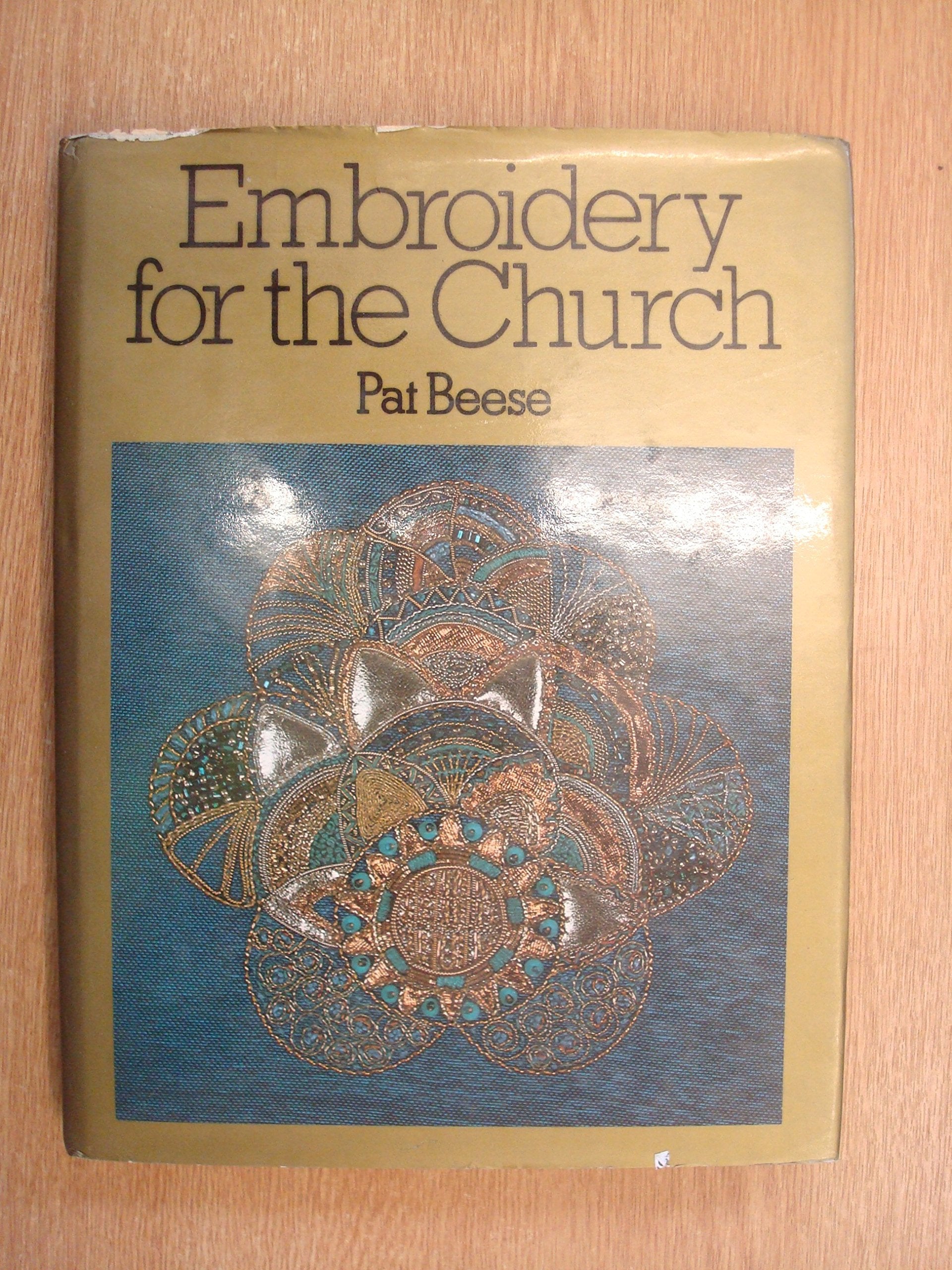 Embroidery for the church (A Studio handbook),Used