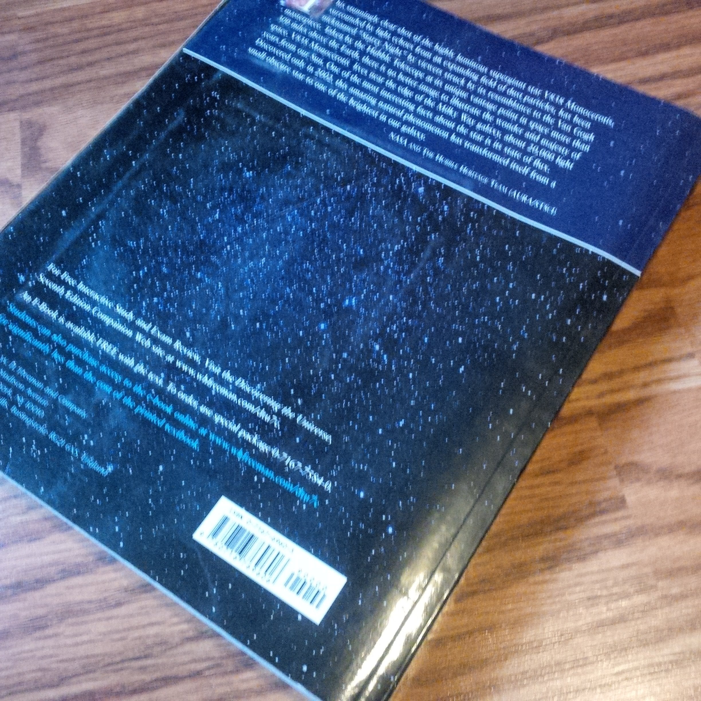 Discovering the Universe, 7th edition w/Starry Night CDROM,Used