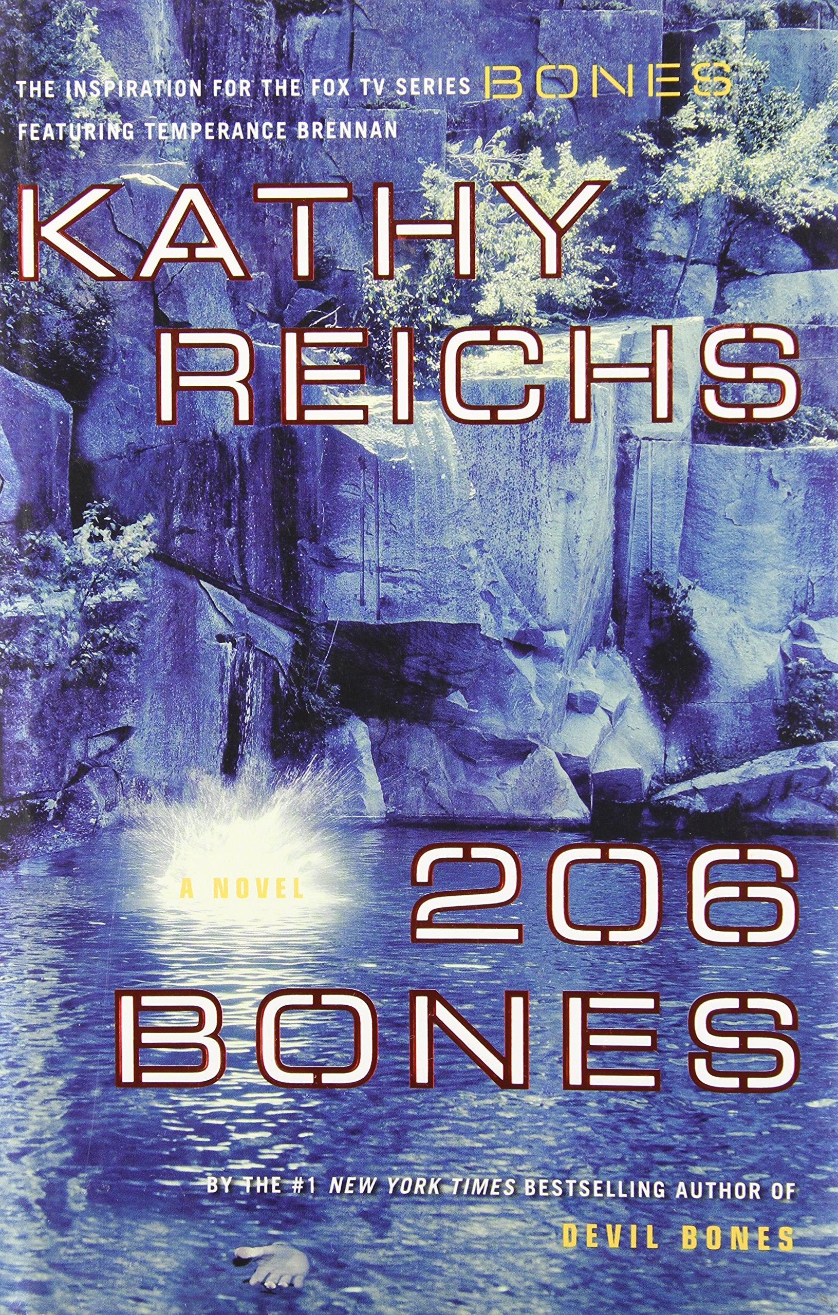 206 Bones (Temperance Brennan Series, Book 1)-used