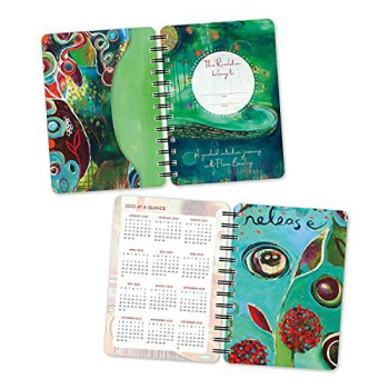 Creative Revolution 2022 Weekly Planner: On-the-Go 17-Month Calendar with Pocket (Aug 2021 - Dec 2022, 5 x 7 closed)